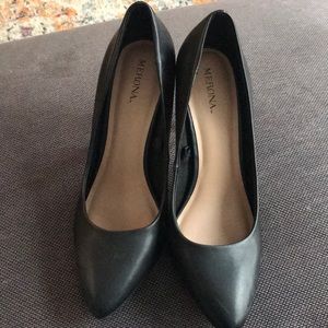 Black dress stilettos